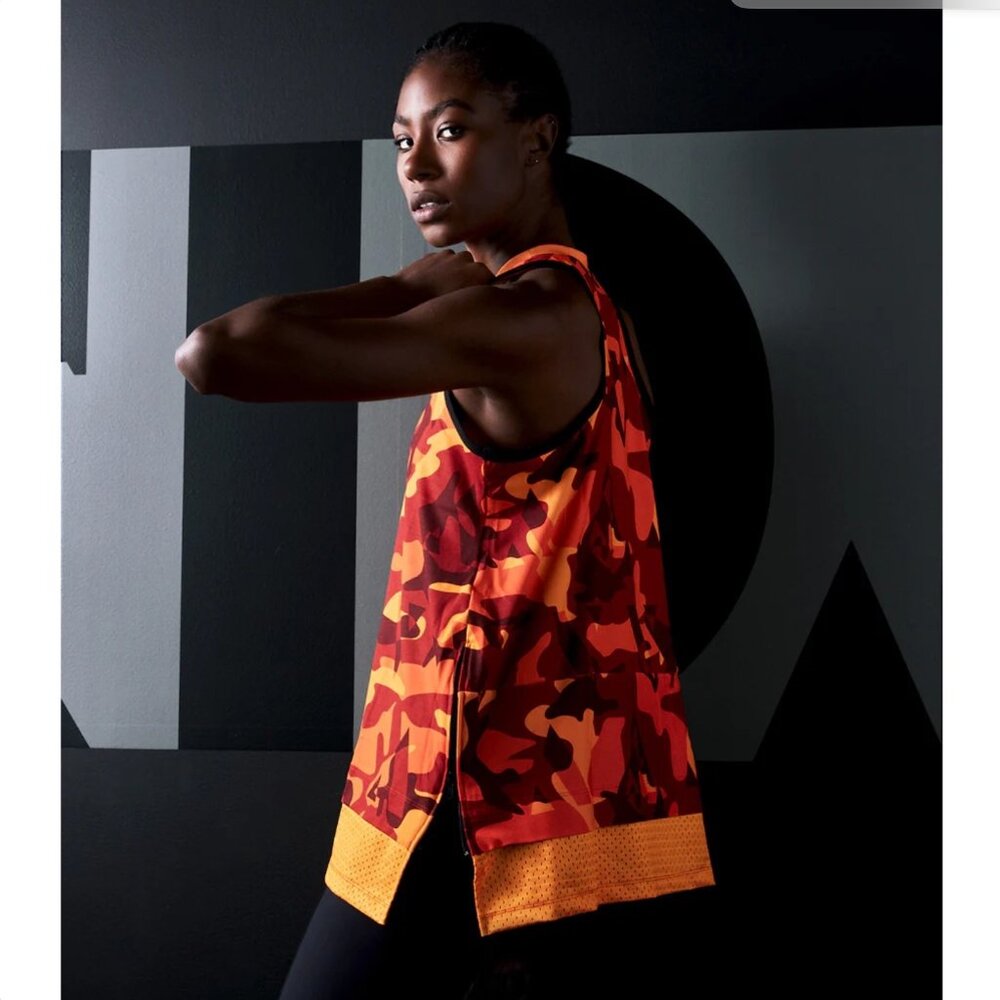 NWT Aarmy Camo Print Racerback Top, size Small